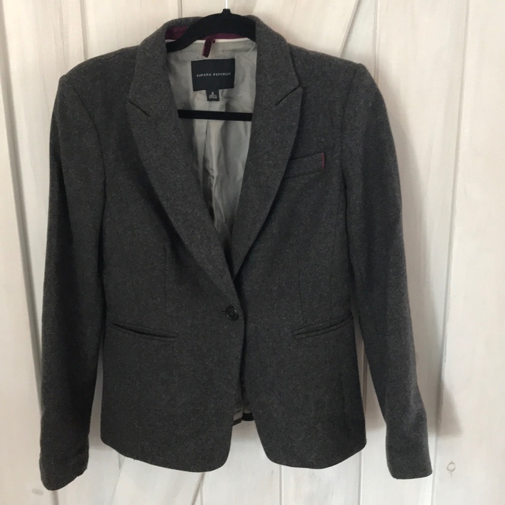 Banana Republic gray blazer size 6